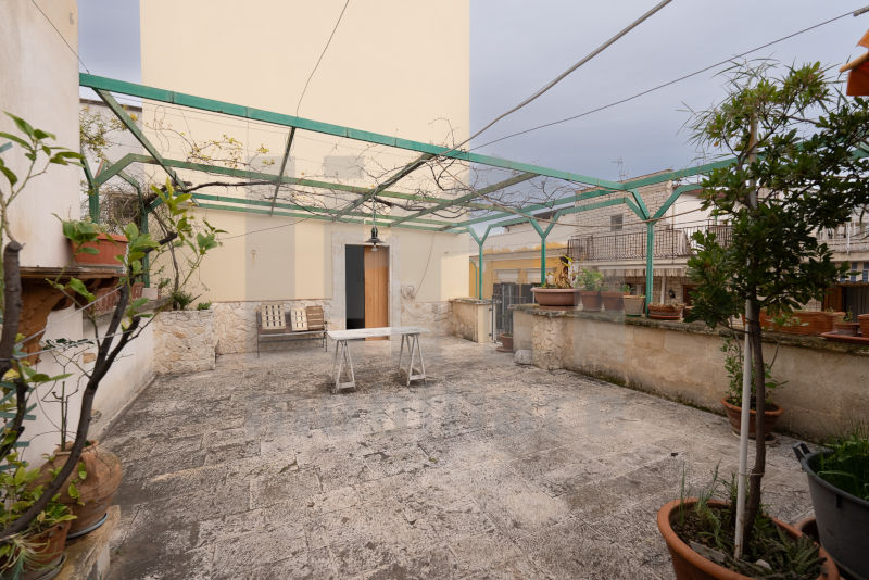 0000656-Lim-mobiliare-balcone-terrazzato