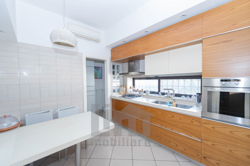 000012 Lim-mobiliare-cucina